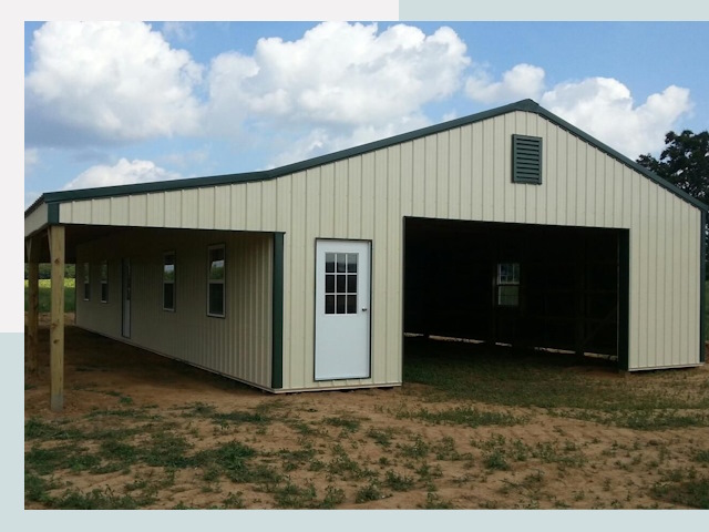 Строительство конюшен в Вязьме