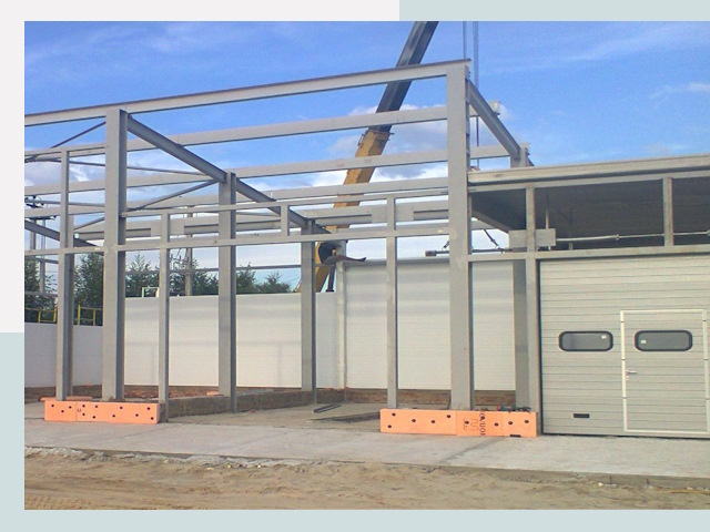 Строительство автосервисов от СтальСтрой-Взь по цене 617 руб.