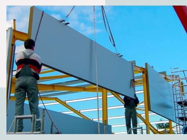 Монтаж сэндвич-панелей в Вязьме от 617 руб.