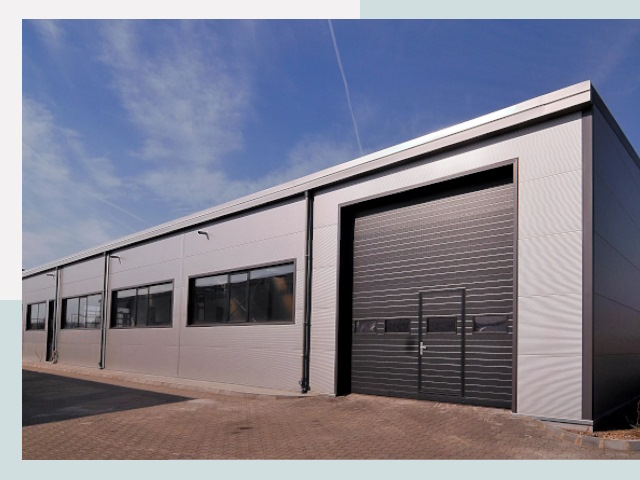 Быстровозводимые склады от СтальСтрой-Взь по цене 617 руб.